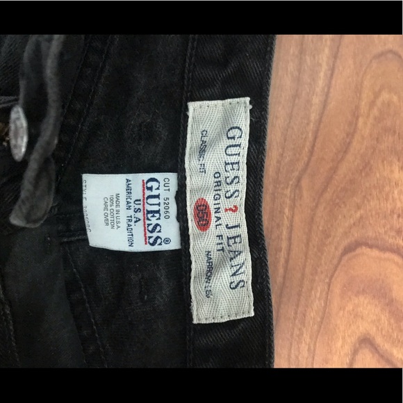 REWORKED GUESS SHORTS - Picture 3 of 4